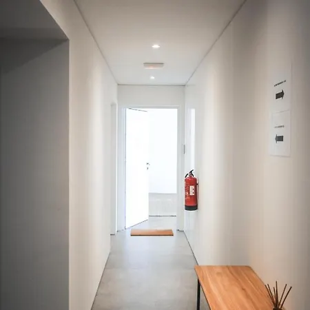 Aljube Residences Iii - Novo No Centro De Pdl Apartament