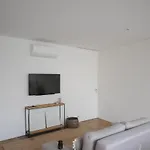 Aljube Residences Iii - Novo No Centro De Pdl * Ponta Delgada (Sao Miguel)
