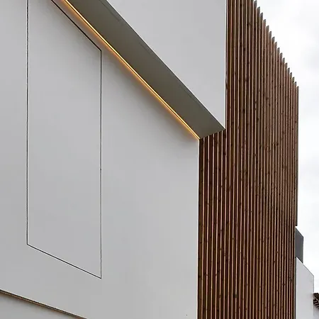 Aljube Residences Iii - Novo No Centro De Pdl * Понта-Делгада