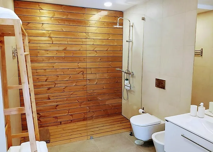 Aljube Residences Iii - Novo No Centro De Pdl * Ponta Delgada