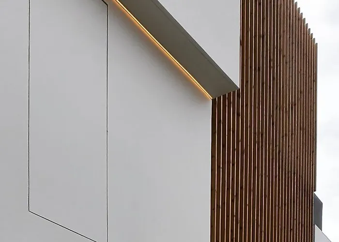 Aljube Residences Iii - Novo No Centro De Pdl * Ponta Delgada