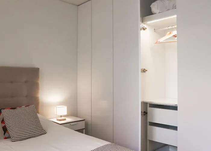 Aljube Residences Iii - Novo No Centro De Pdl * Ponta Delgada